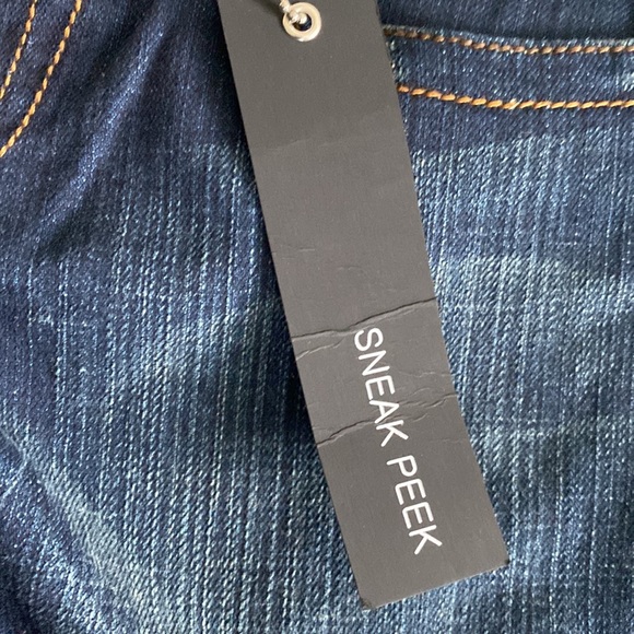 Sneak Peek low rise, wide legs Jean dark color - Picture 12 of 14